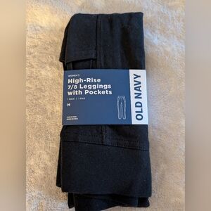 NWT Old Navy Black High-Rise Leggings With Pockets Size Medium
